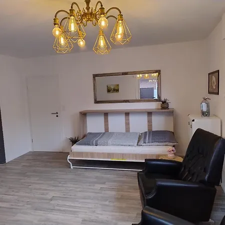 Lapurka Iii Garten Apartamento